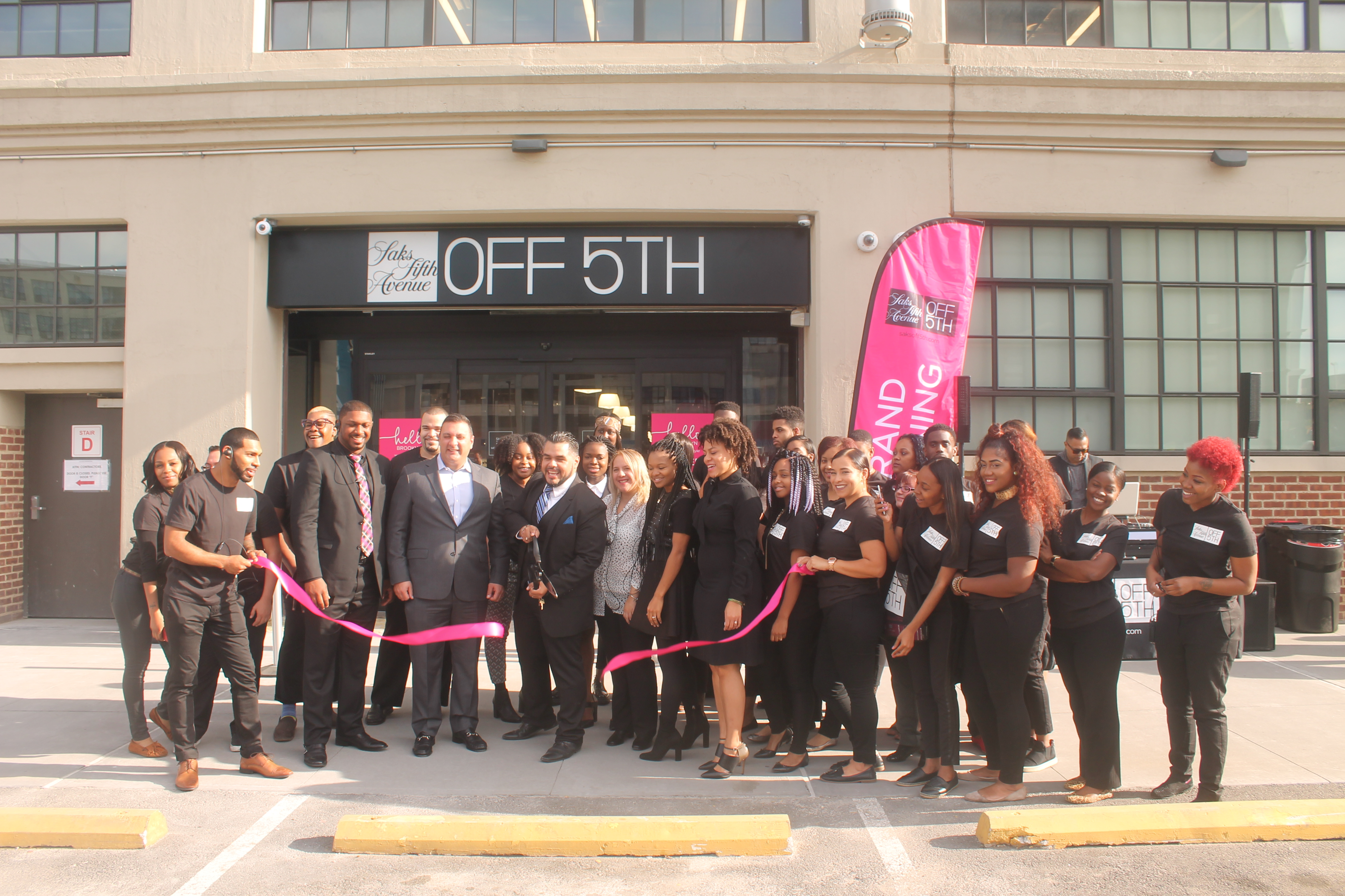 Saks OFF 5th finally opens up in Sunset - The Brooklyn Home Reporter