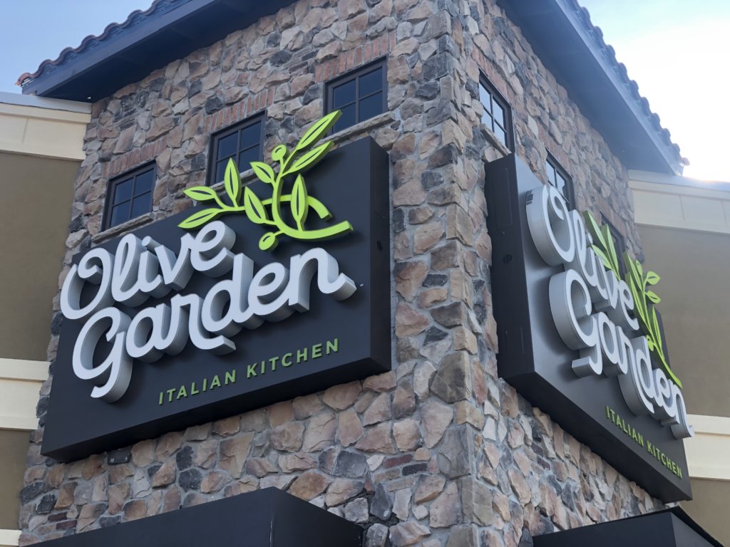 Olive Garden Sets Sights On Opening Date For Ceasar S Bay The