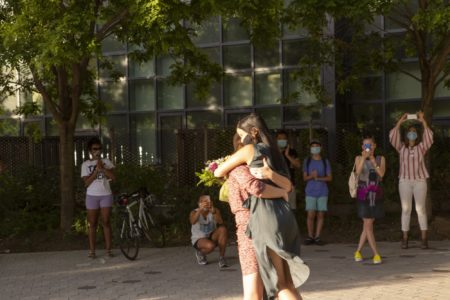 Brooklyn nurse surprises girlfriend, proposes after being apart for months due to pandemic