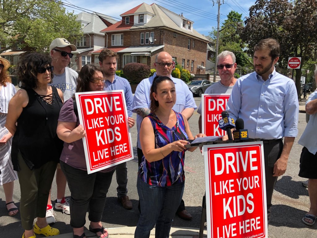 EXCLUSIVE: DOT to install traffic signal at 11th Avenue and 71st Street