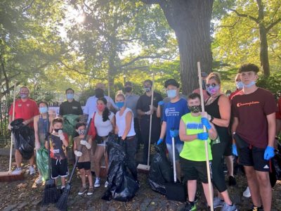 Neighbors get swept up in volunteer spirit