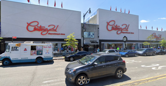 Century 21 files for bankruptcy, will close Bay Ridge store
