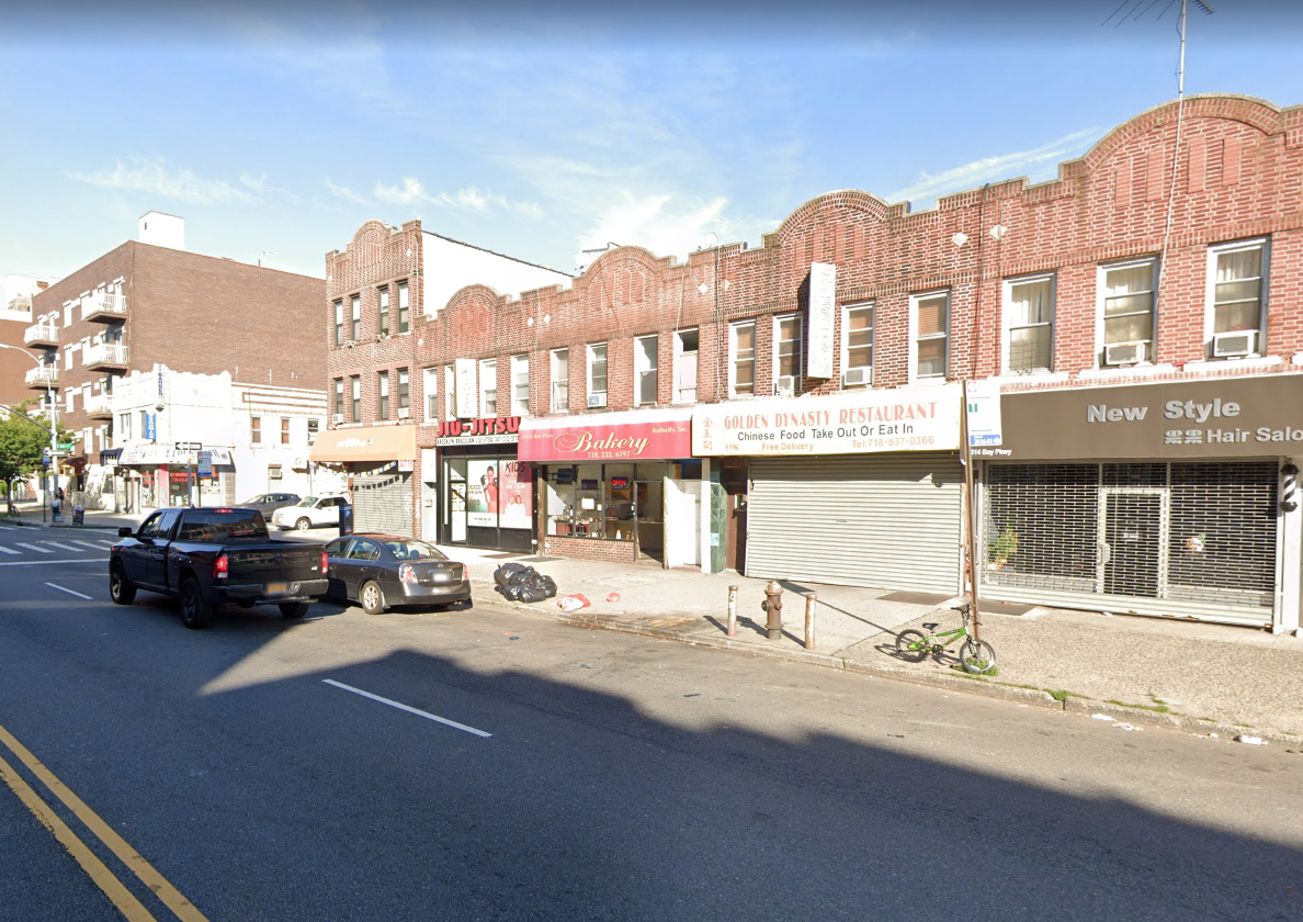 Police Beat: Man attacked in his car in Bay Ridge, thief tries to rob ...