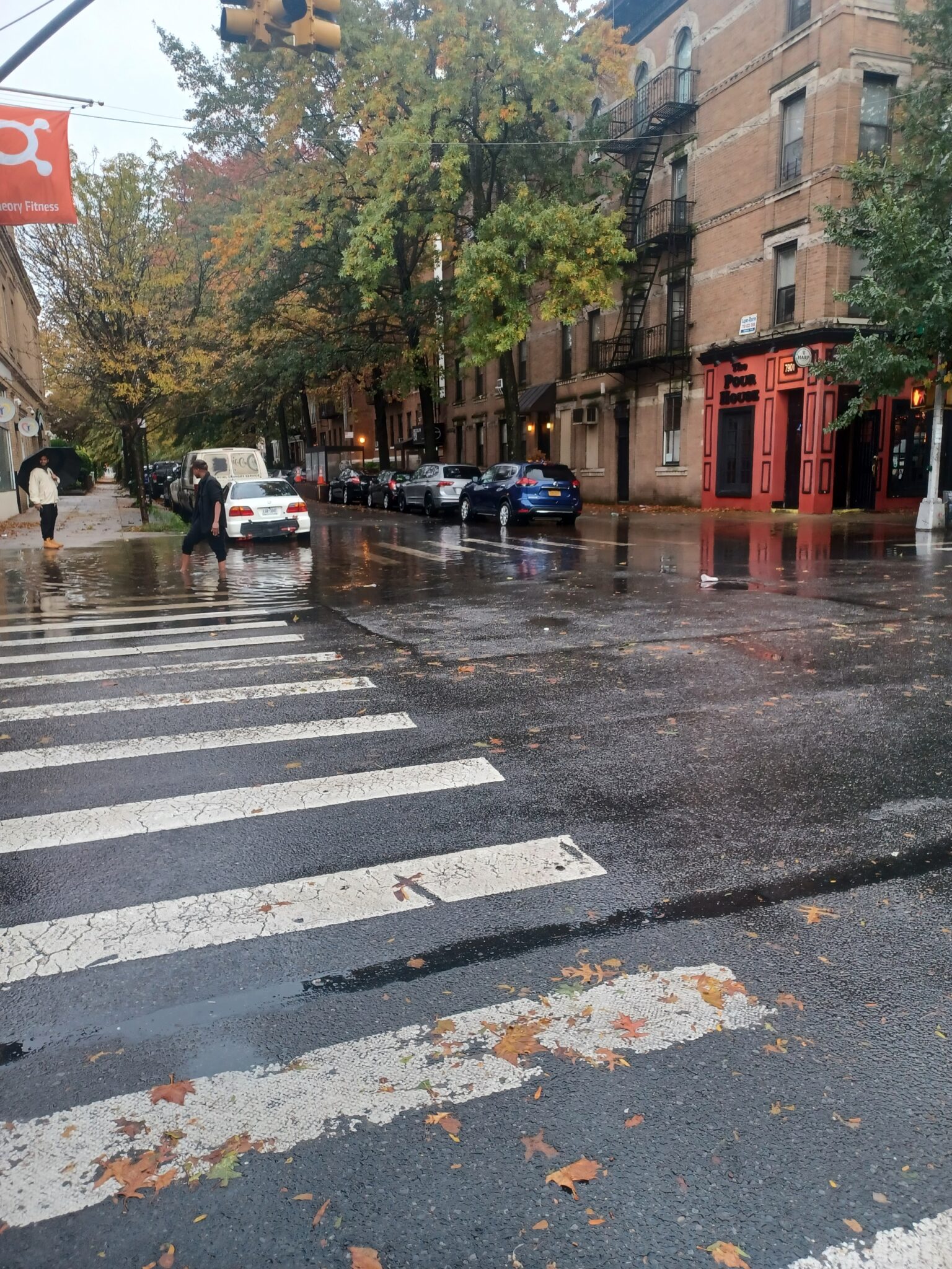 Fast and fierce rainfall floods parts of Bay Ridge - The Brooklyn Home ...