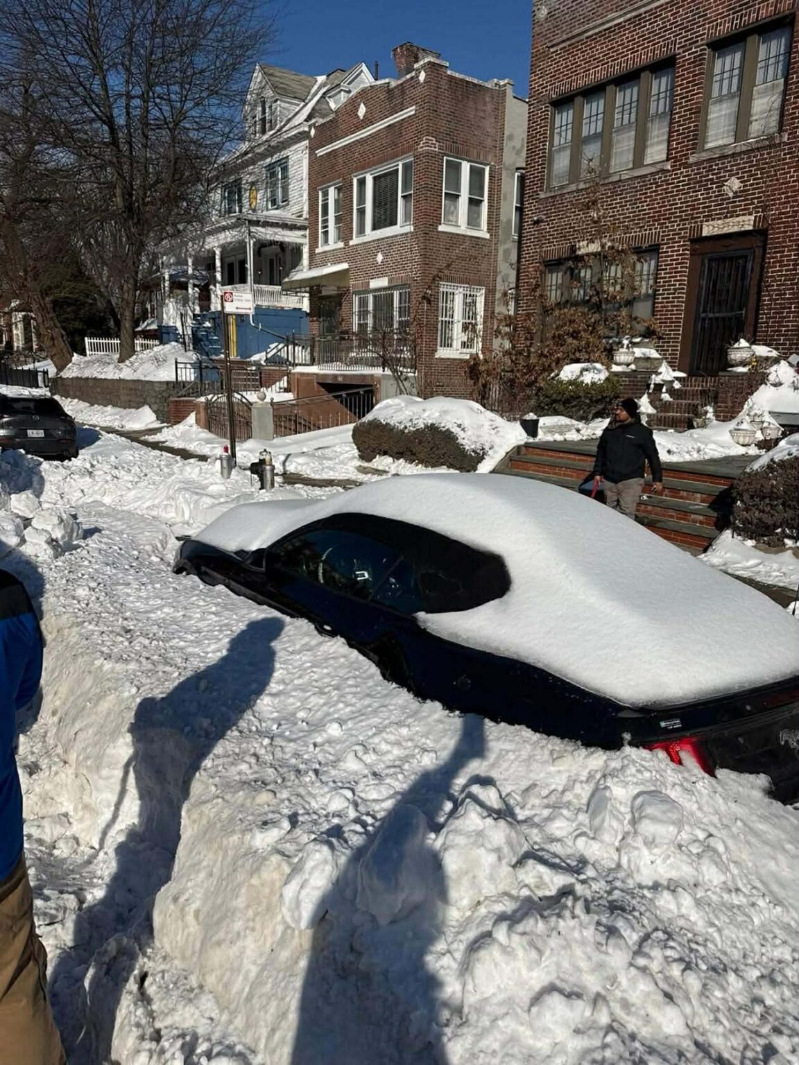 Bay Ridge Facebook Group Helps Locals Dig Out Of snow - The Brooklyn ...